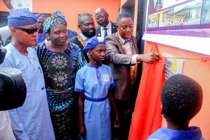 Rotary Club commissions toilets, sickbay in Lagos school