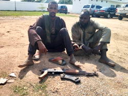 Troops apprehend 10 suspected kidnappers linked to terrorists in Taraba