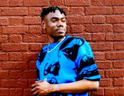 Donnzy serenades fans with ‘Touch Money’