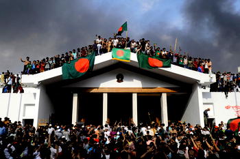 Students call for Nobel winner Yunus to lead Bangladesh after Hasina flees