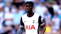 Tottenham’s Bissouma apologizes over ‘laughing gas’ video