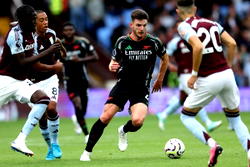 Trossard makes instant impact as Arsenal down Villa 2-0