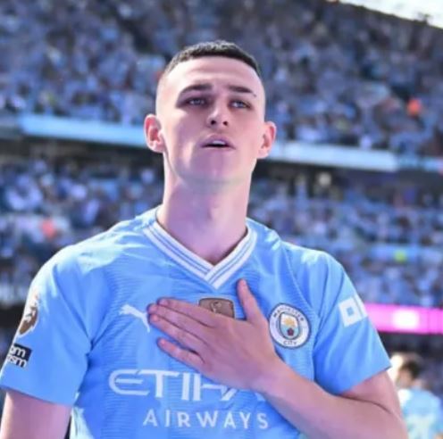 Foden extends contract with Man City for an additional four years