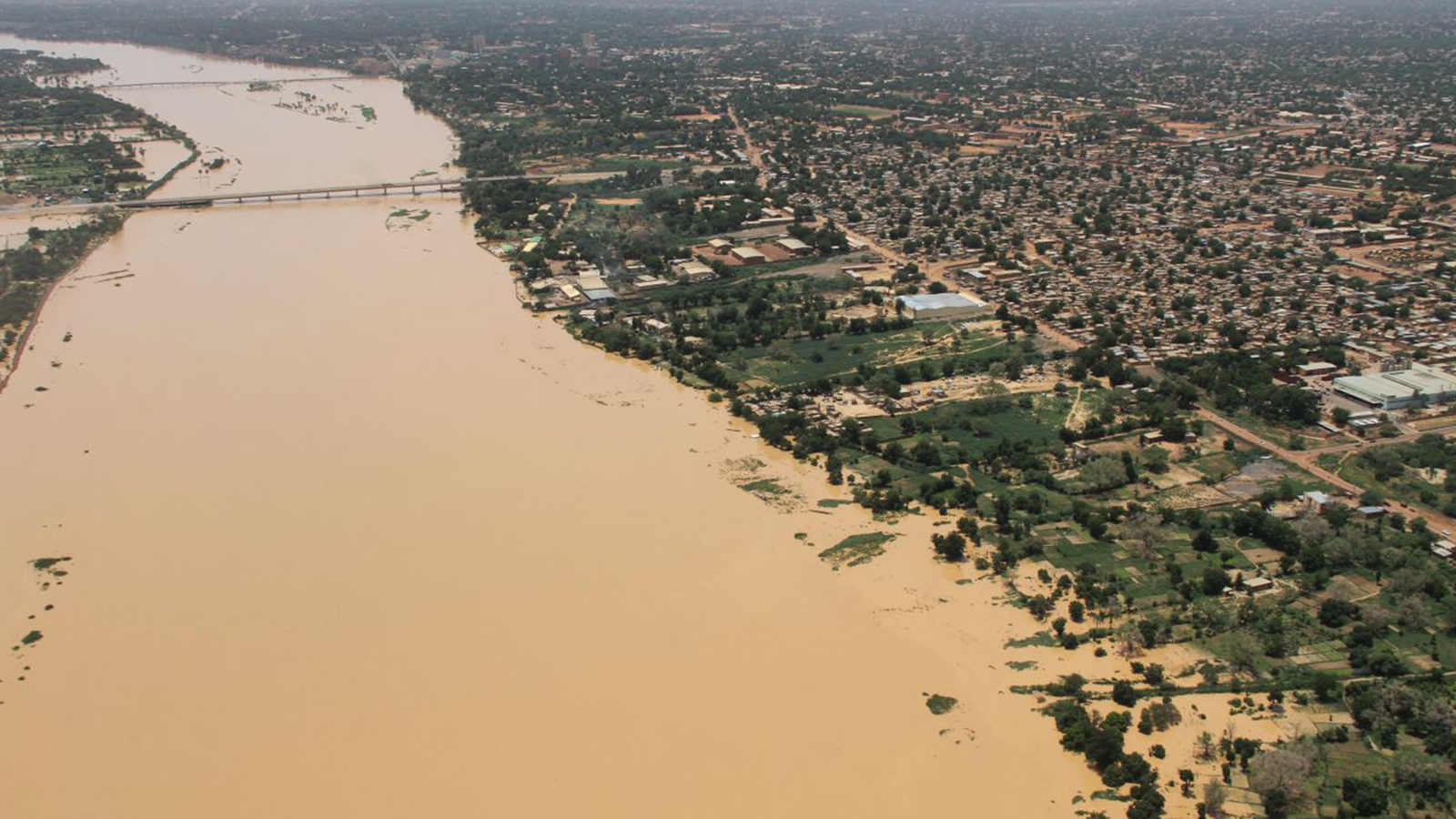 NIHSA issues flood alert as Rivers Niger, Benue reach critical point