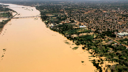 Rivers Niger, Benue at peak level, flood impending, NiSHA warns