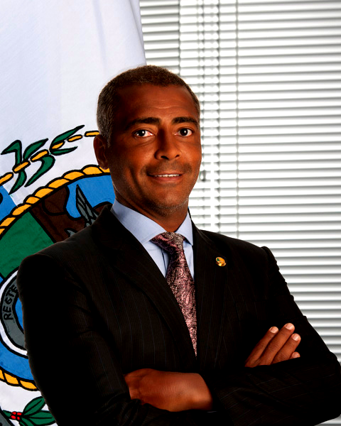 10 footballers who ventured into politics