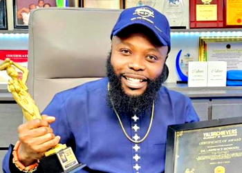 Momodu bags Most Industrious Businessman f the Year Award
