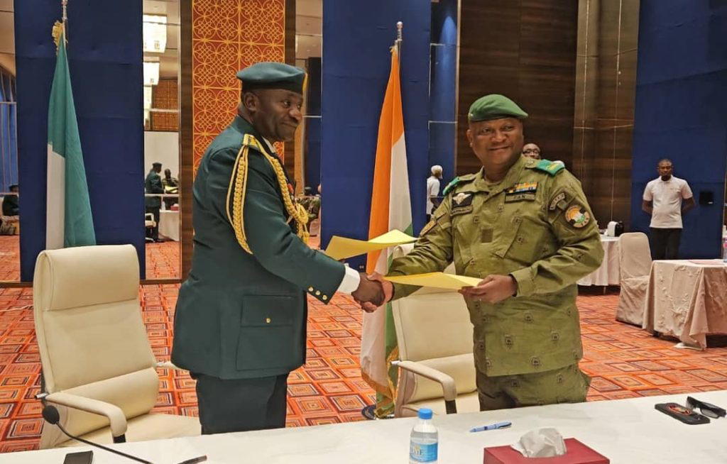 CDS signs MoU with Nigerien counterpart to enhance security cooperation ...