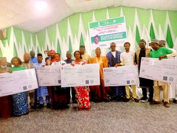 Hardship: Taraba Govt distributes N524m to 10,409 persons