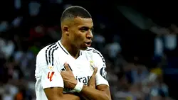 Mbappe suffers knee sprain in blow for Real Madrid