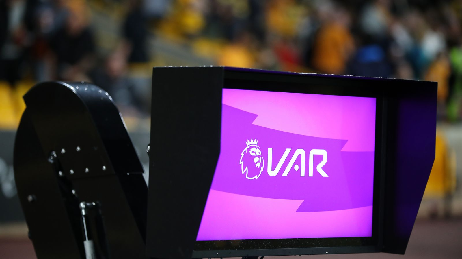 Premier League fans back call to scrap VAR