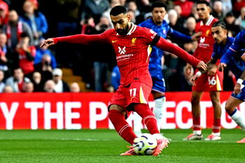 EPL: Liverpool beat Chelsea 2-1 to go back top of Premier League