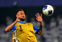 Neymar to miss two weeks’ training in fresh setback – Coach