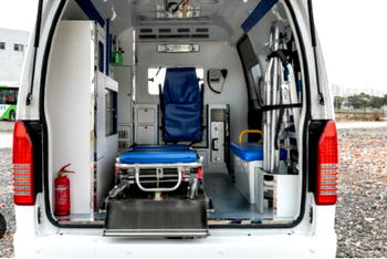 Ambulance driver dies after collision with truck in Lagos