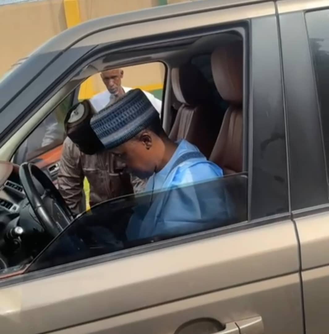 Video/Photos: ‘It’s a new chapter,’ says Farouk Lawan, as he leaves Kuje Prison