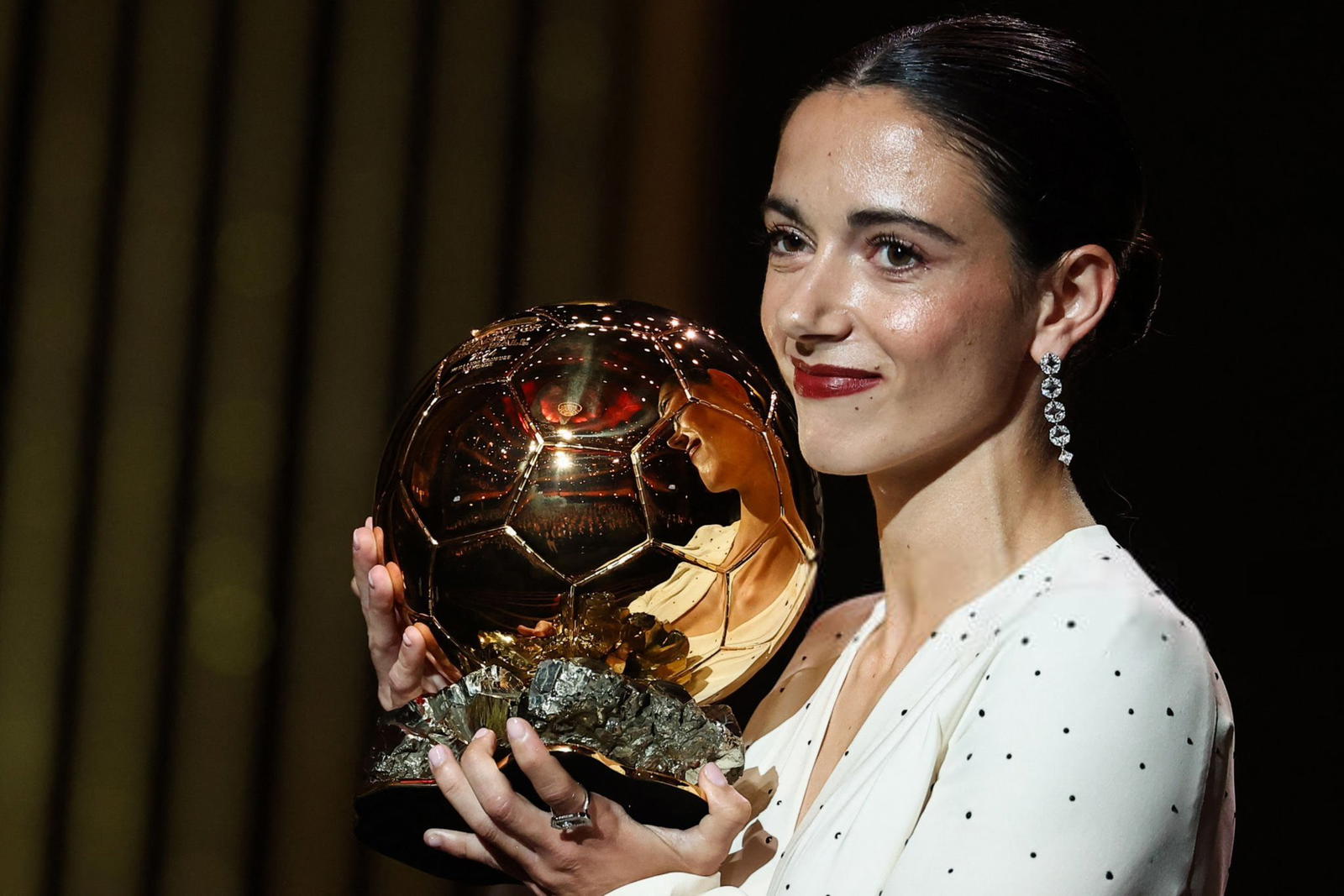 Aitana Bonmati wins second straight Women's Ballon d'Or award