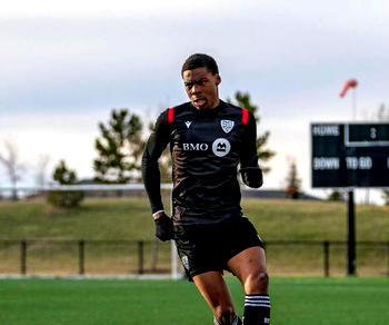 Barry Ogbolu’s goals light up Canada Boys under 15 Championship