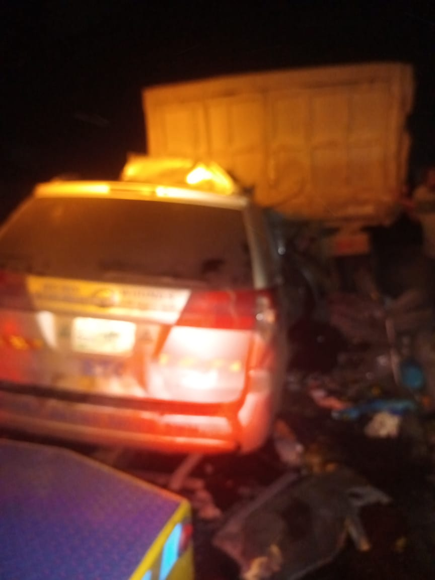 10, including children die as commercial bus rams into stationary truck in Lagos