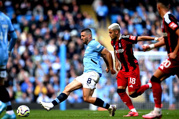 EPL: Man City sink Fulham to get title bid back on track