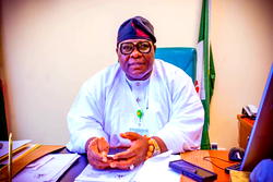  Ereyitomi empowers constituents with sewing machines, barbing kits, welding machines others