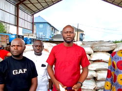 Food Security: Ereyitomi distributes over 600 bags of fertiliser to constituents