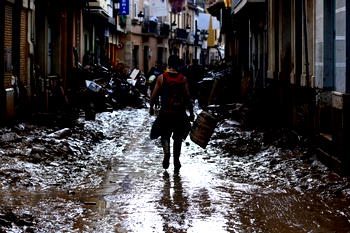Valencia ask for another Copa del Rey postponement after floods