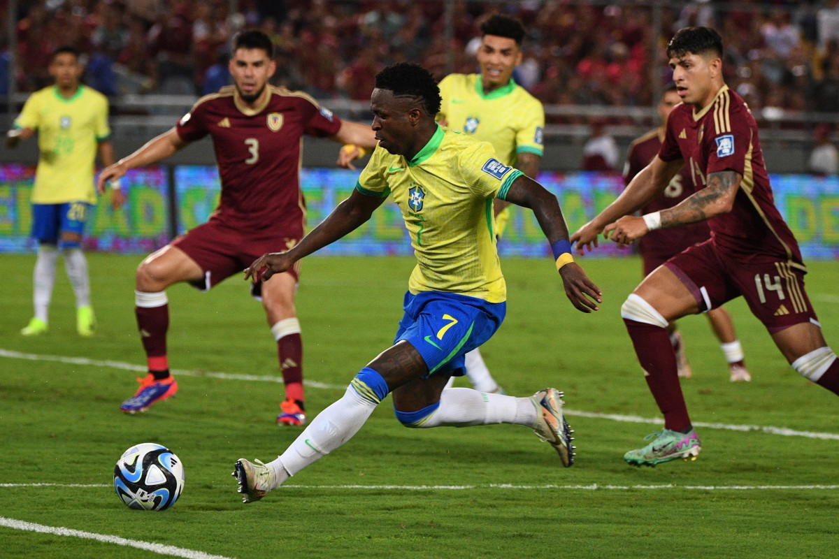 Argentina fall in Paraguay, Brazil held in Venezuela