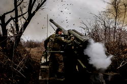 Ukraine fires US-supplied long-range missiles into Russia
