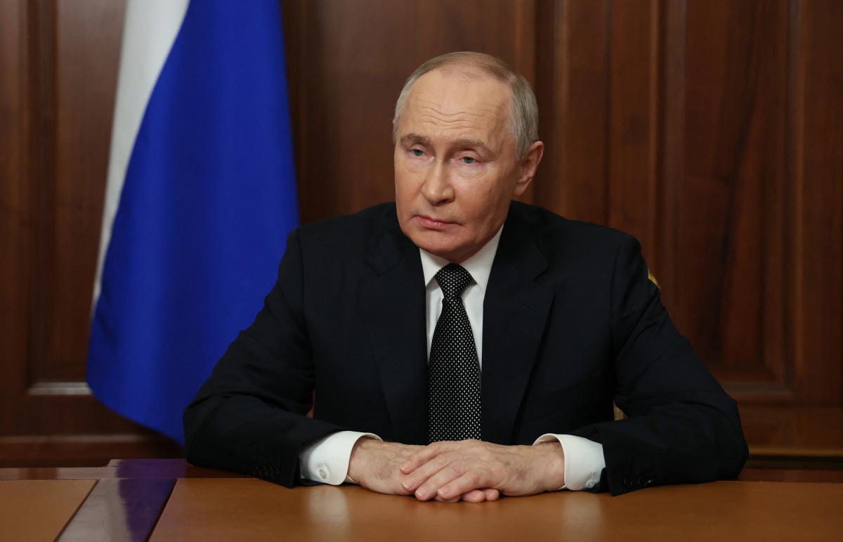 Poland accuses Russia of meddling in its presidential campaign