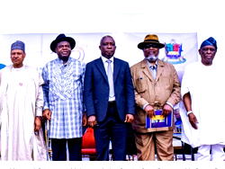 Media owners, editors, other stakeholders urge Tinubu to save industry