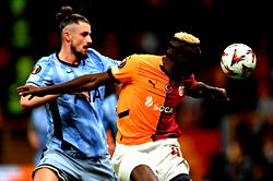 Man United reignite interest in Osimhen, to offer Zirkzee in exchange