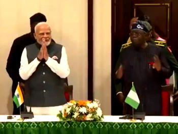 Tinubu receives Indian PM, Modi in Aso Rock