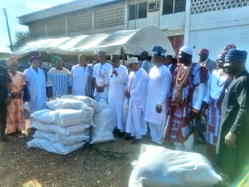 Flood: Nine Niger Delta states get relief materials from Federal government