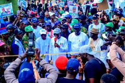 Ayedatiwa lauds Ondo lawmaker, Makinde inaugurates ultra-modern motor park