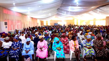 40th Anniversary: Aruwajoye descendants give succour to indigent families in Ondo