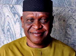 Dafinone salutes Emerhor at 67, commends his loyalty to APC