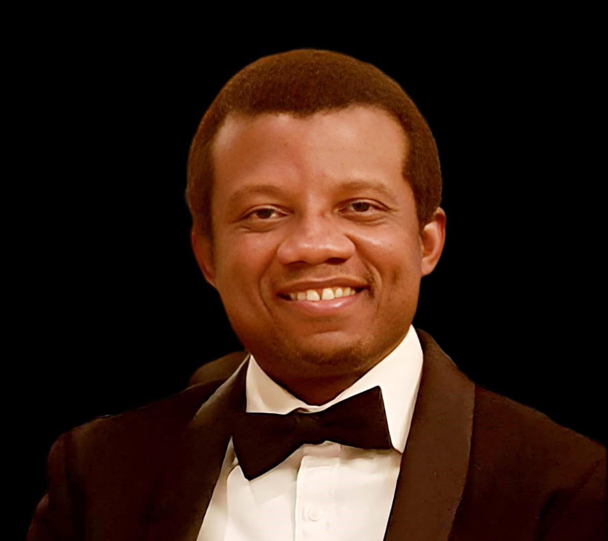 Ifediora bags Diaspora Humanitarian Award; champions education, health reform in Nigeria