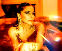 Kanika Kapoor teams up with TimiBoi in Matak Matak