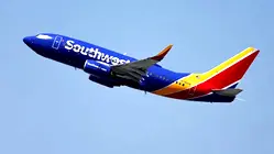 US plane hit by gunfire on Dallas runway