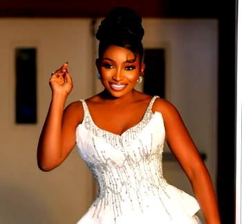 I Don’t Fight People – Omowunmi Dada