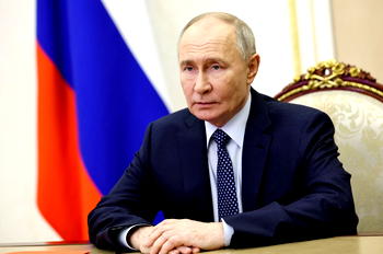 Russia restricts calls on WhatsApp, Telegram as internet control tightens