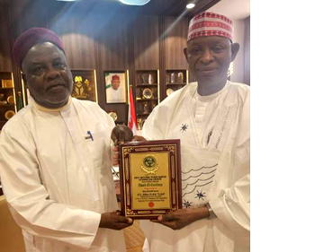 Minimum Wage: JNPSNC awards Kano gov for exemplary leadership