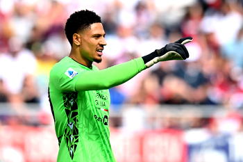 Super Eagles goalie, Maduka Okoye undergoes successful wrist surgery