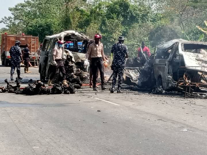 Tragedy: 13 passengers burnt to death in Ondo auto crash