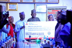 Zulum approves N730m scholarship for 26,888 Borno students