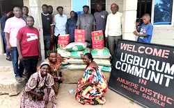 Delta: Group donates food, cash to Ugburumu community for festive season