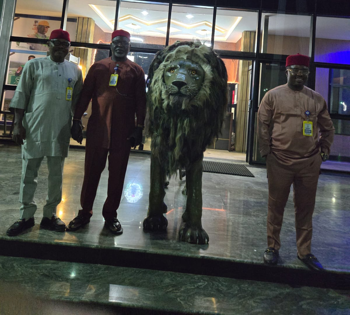 Nwobi Political Dynasty pays courtesy visit to Enugu State Governor