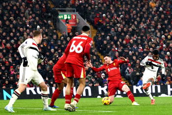 EPL: Man United hold Liverpool to 2-2 draw at Anfield