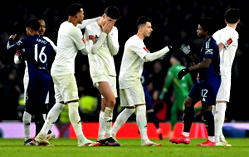 Man United knock Arsenal out of FA Cup after penalty shootout triumph