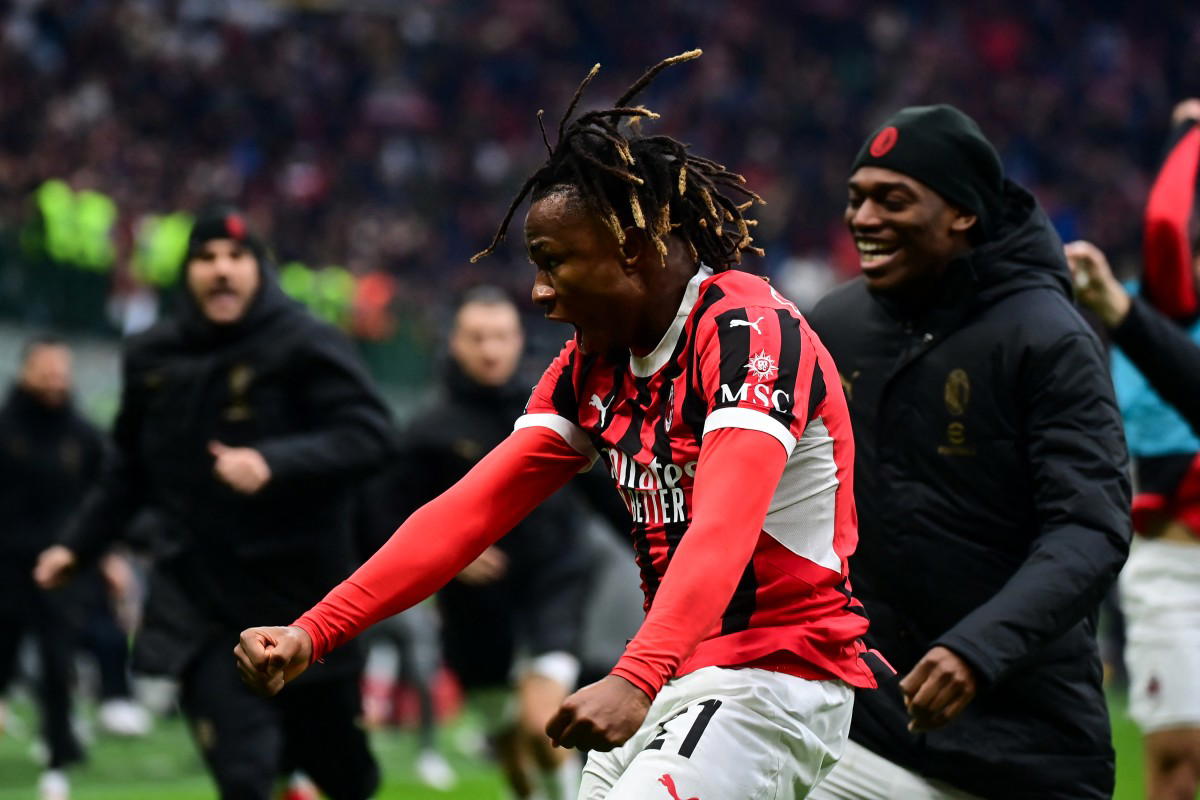 Chukwueze scores late-winner to give AC Milan stunning win over Parma